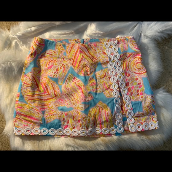 Lilly Pulitzer Pants - Lilly Pulitzer Fish Lenore Skort Breakwater